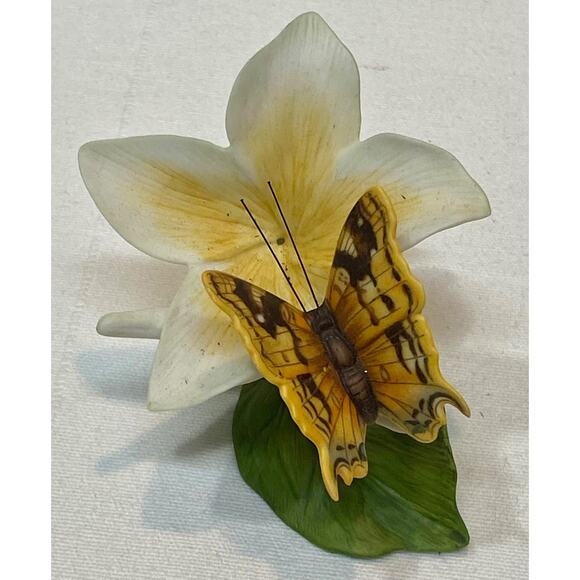 Franklin Mint Butterflies of Paradise Porcelain Figurine Swordtail Tortoiseshel - Picture 1 of 11